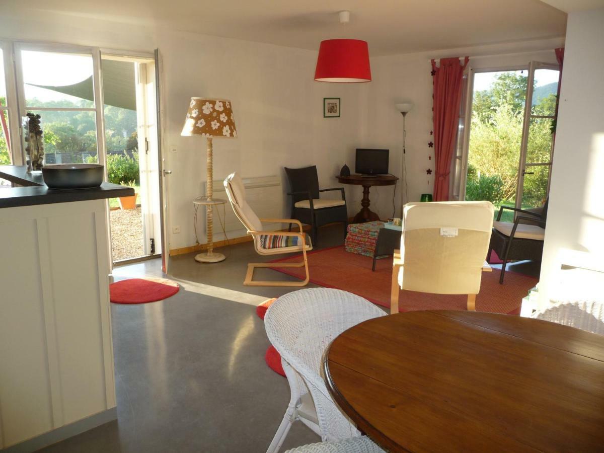 Splendide vue Pyrénées, Rez de jardin 2 chambres Montjoie-en-Couserans Exterior foto
